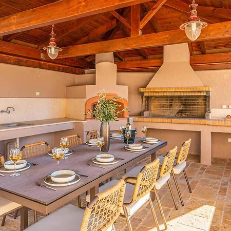 Villa Classic Acupádesz